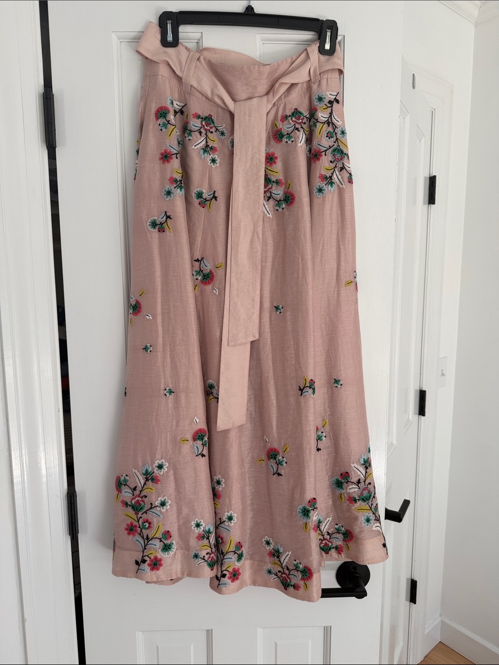 Boden Embroidered Blush Pink Skirt